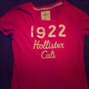 Red Hollister T-shirt